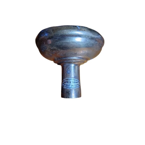 Vtg Brass Door Knobs – Old Man Winter Figural Victorian Face w/ Patina - Picture 3 of 4